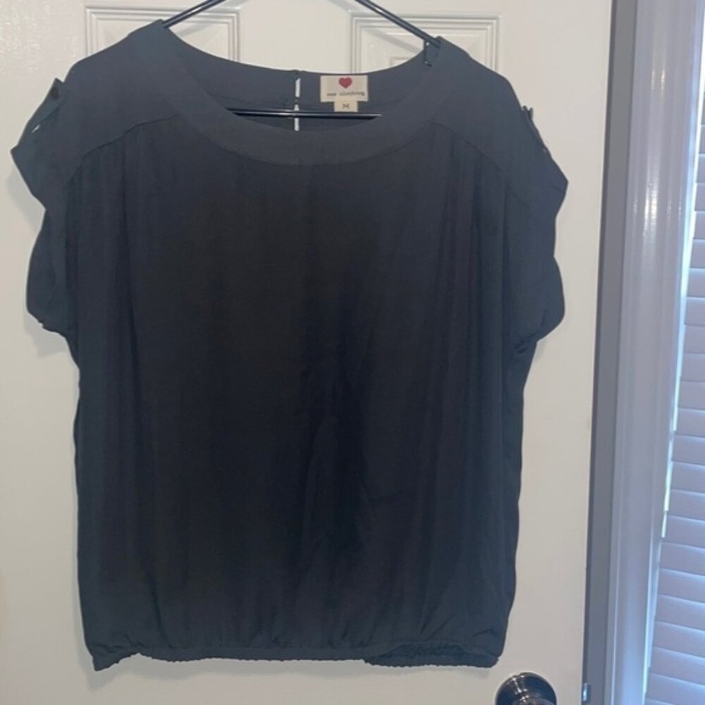 One clothing top